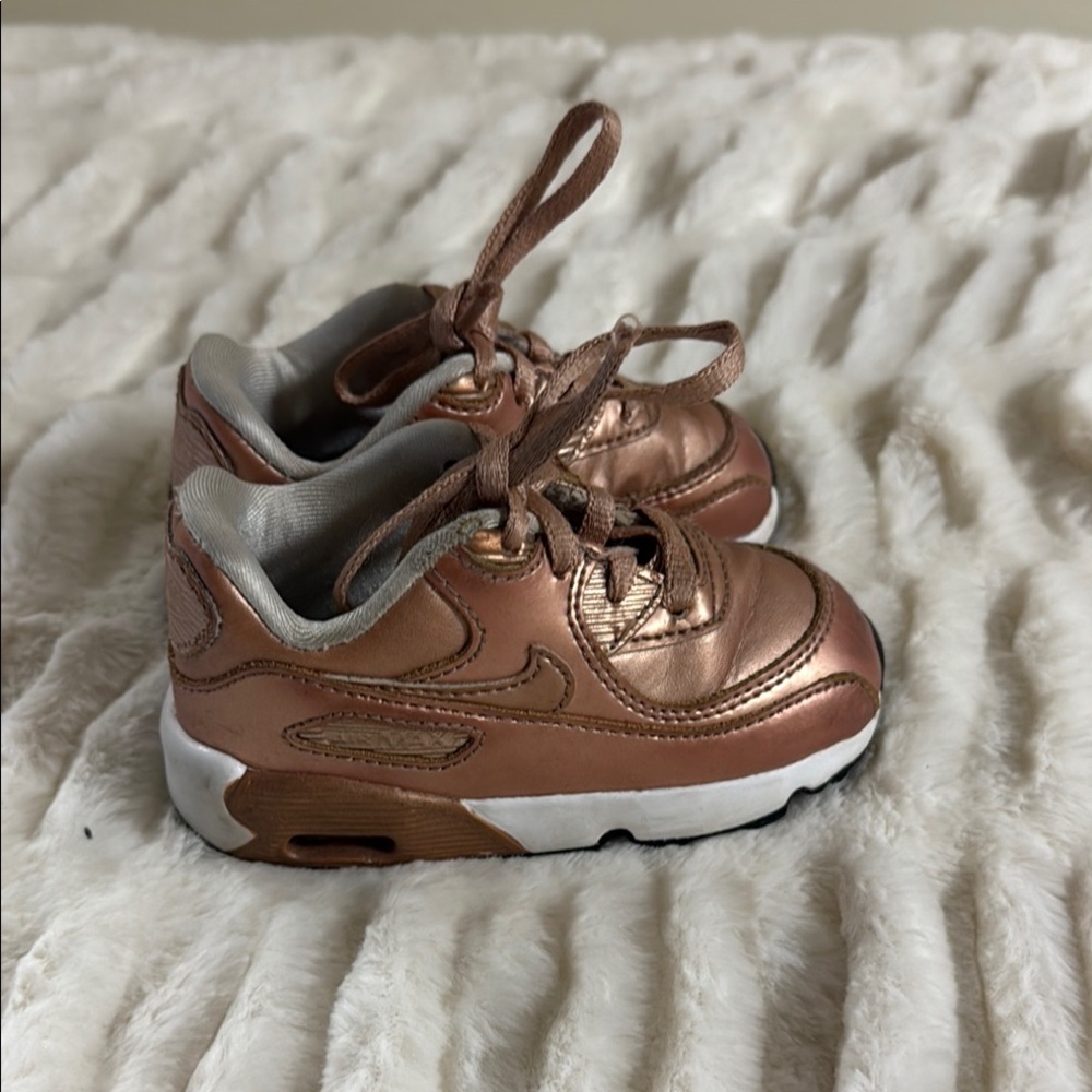Nike air max Kids Metallic Rose Gold Athletic Sneakers - Nike